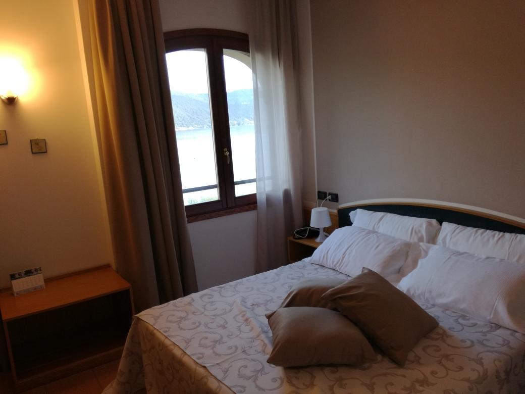 Hotel Ristorante Sensole Sulzano Kültér fotó