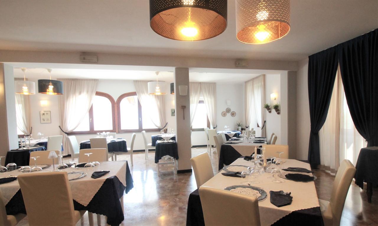 Hotel Ristorante Sensole Sulzano Kültér fotó